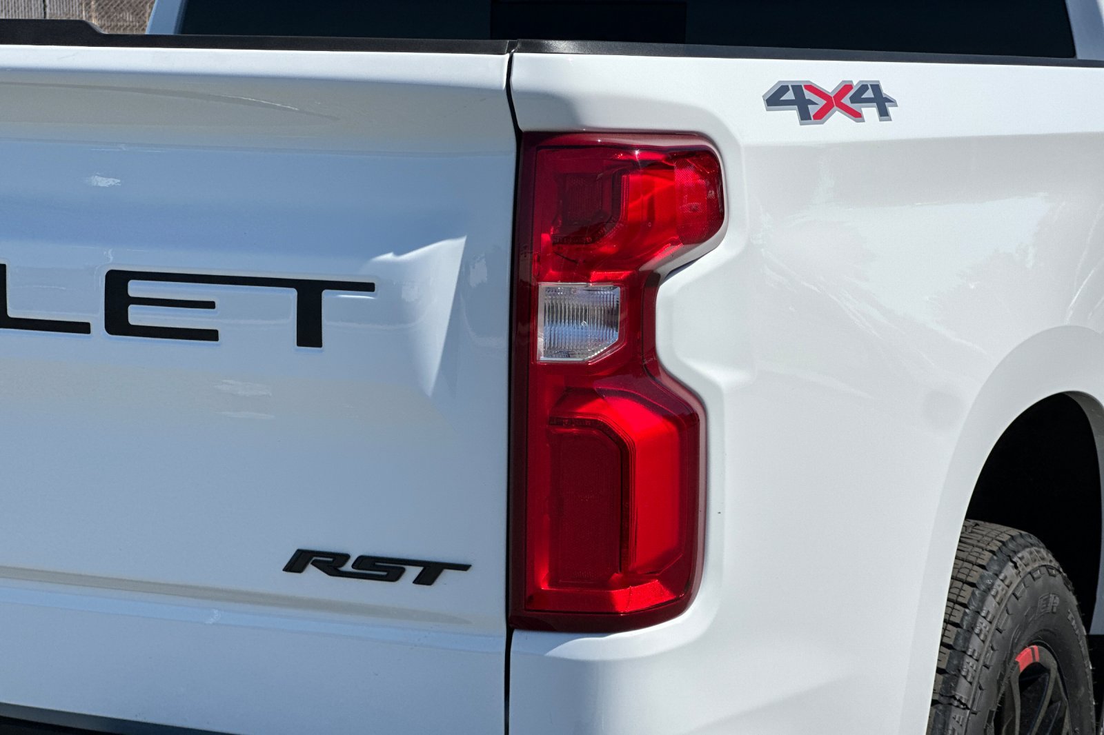 New 2026 Chevrolet Silverado 1500 RST w/ Redline Edition AWD/4WD image 29