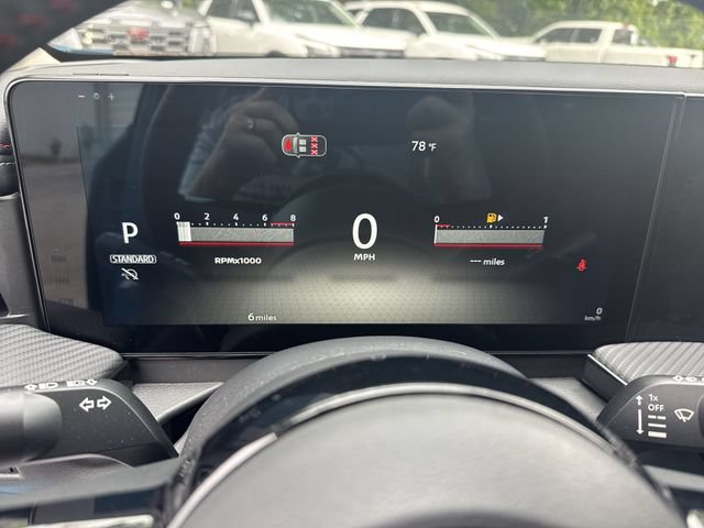 New 2026 Nissan Kicks SR FWD image 18
