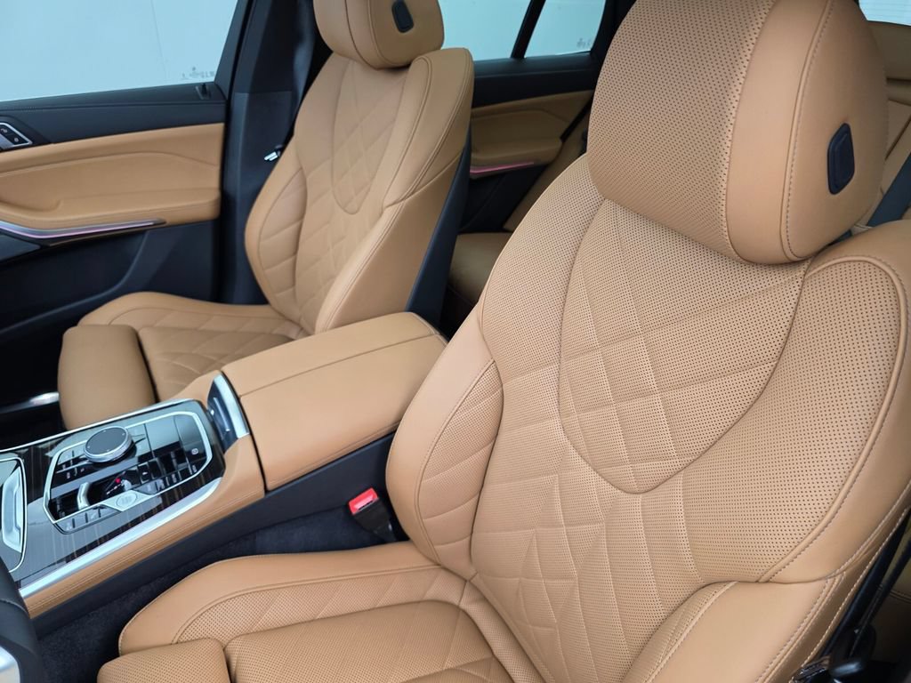 Certified 2025 BMW X5 sDrive40i w/ Premium Package RWD image 11