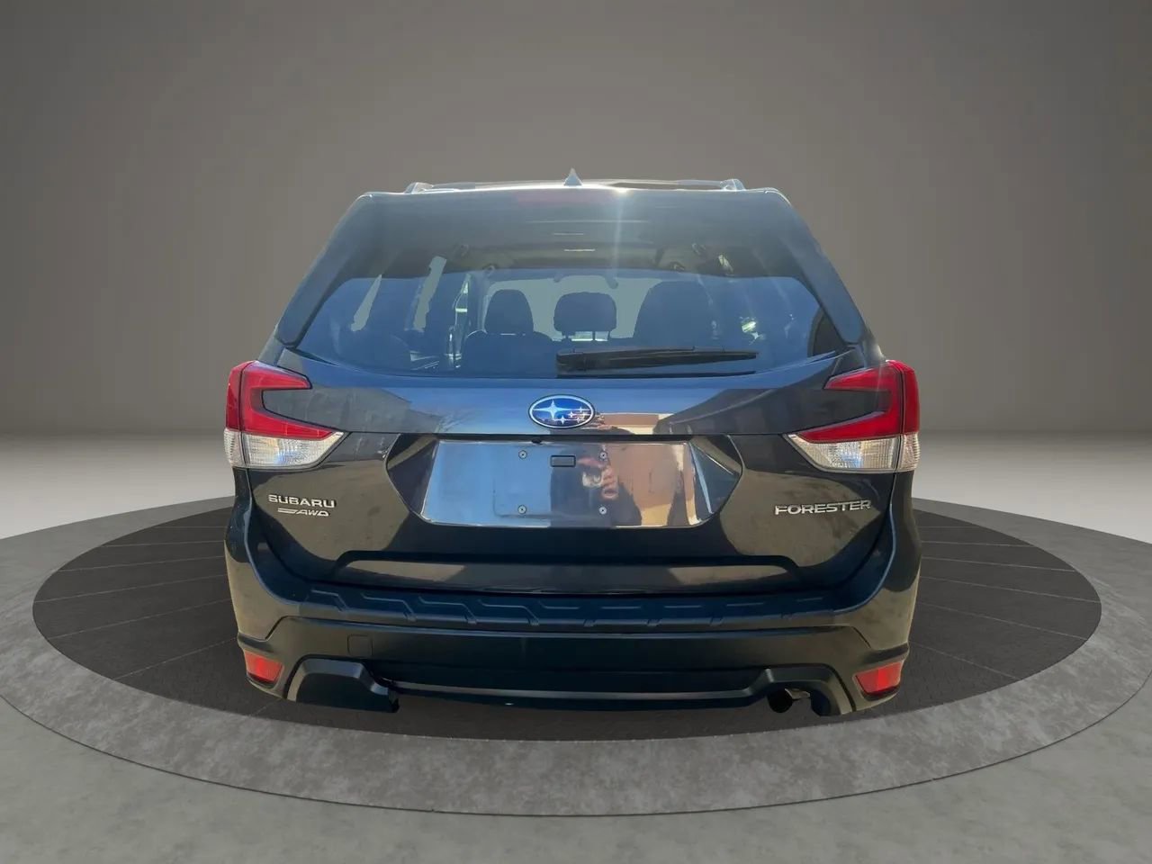 Used 2019 Subaru Forester Premium w/ All-Weather Package image 6