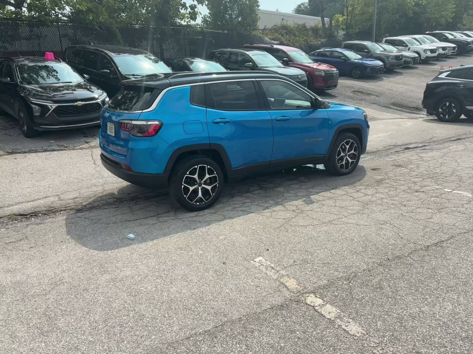 Used 2025 Jeep Compass Limited AWD/4WD image 14