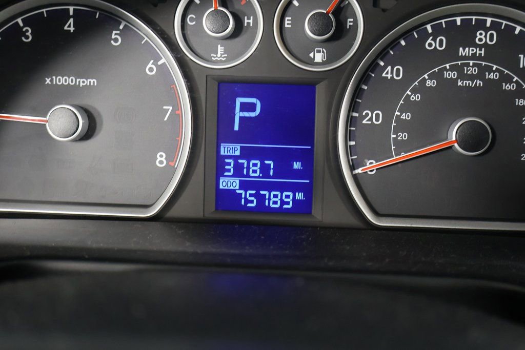 Used 2010 Hyundai Elantra GLS image 15