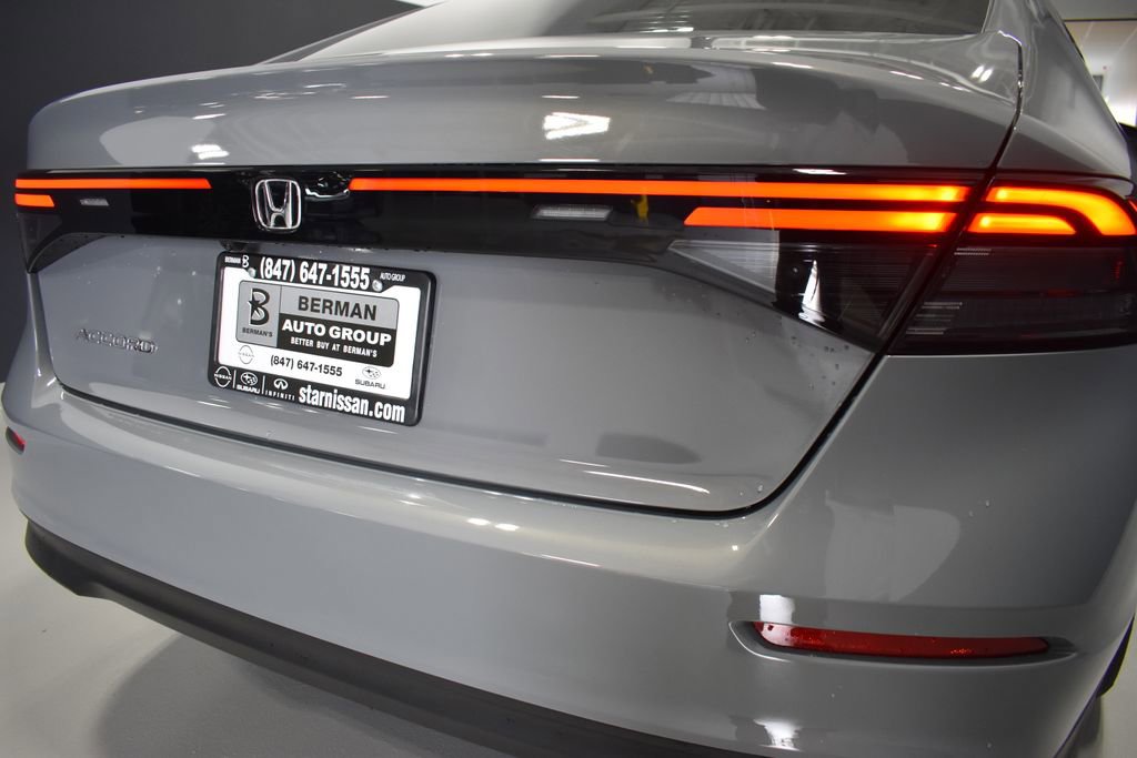 Used 2025 Honda Accord SE image 12