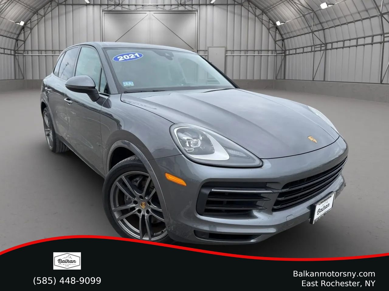 Used 2021 Porsche Cayenne Sport Utility 4D image 1