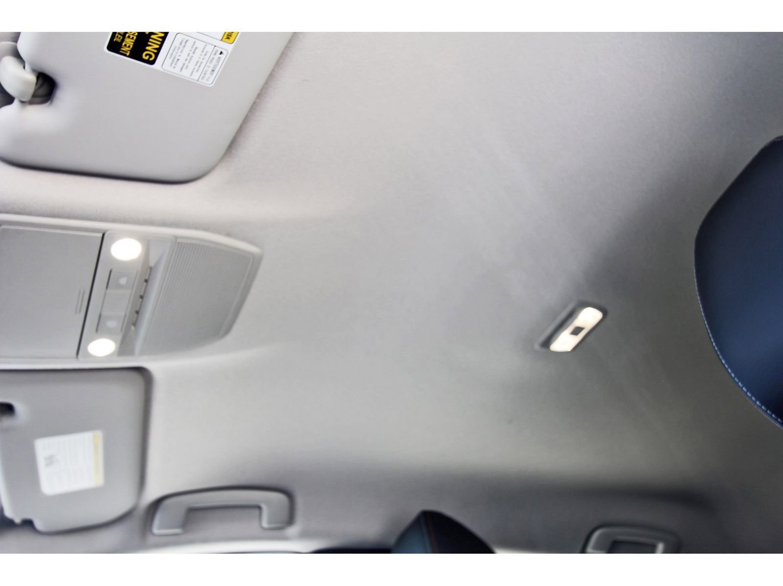 Certified 2025 Nissan Kicks SR FWD image 30