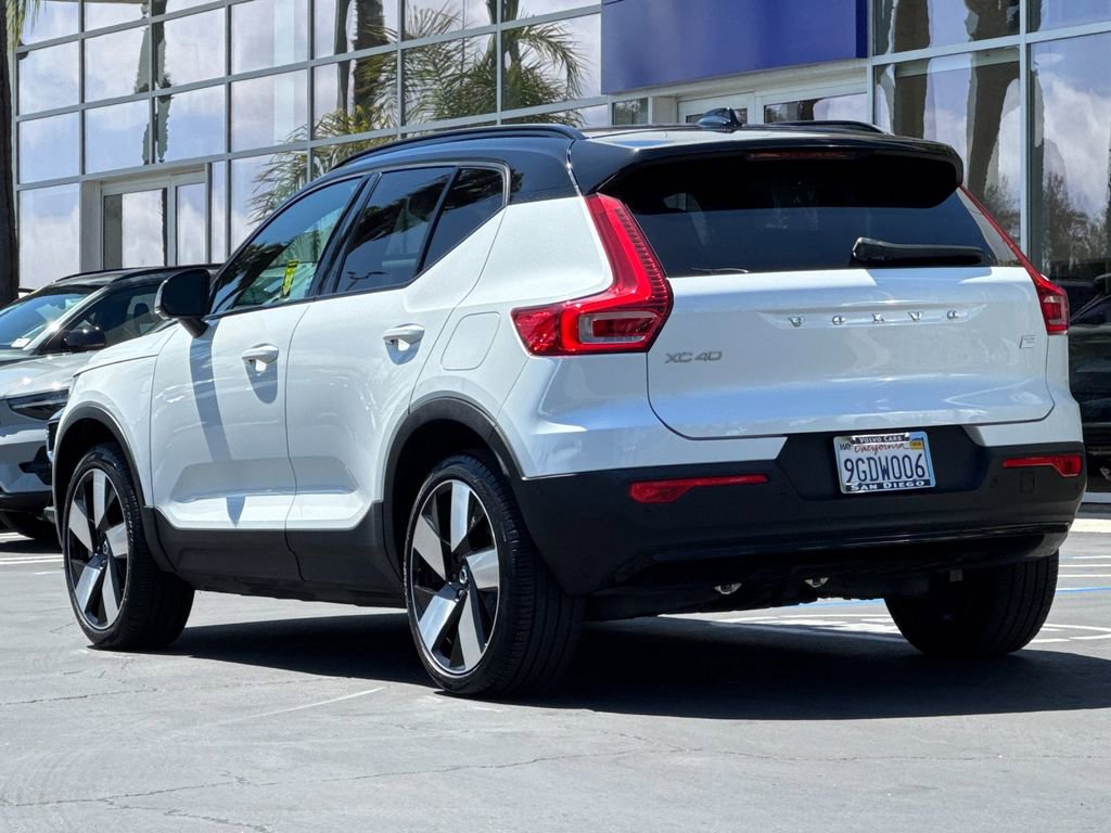 Certified 2023 Volvo XC40 Recharge Plus AWD/4WD image 3