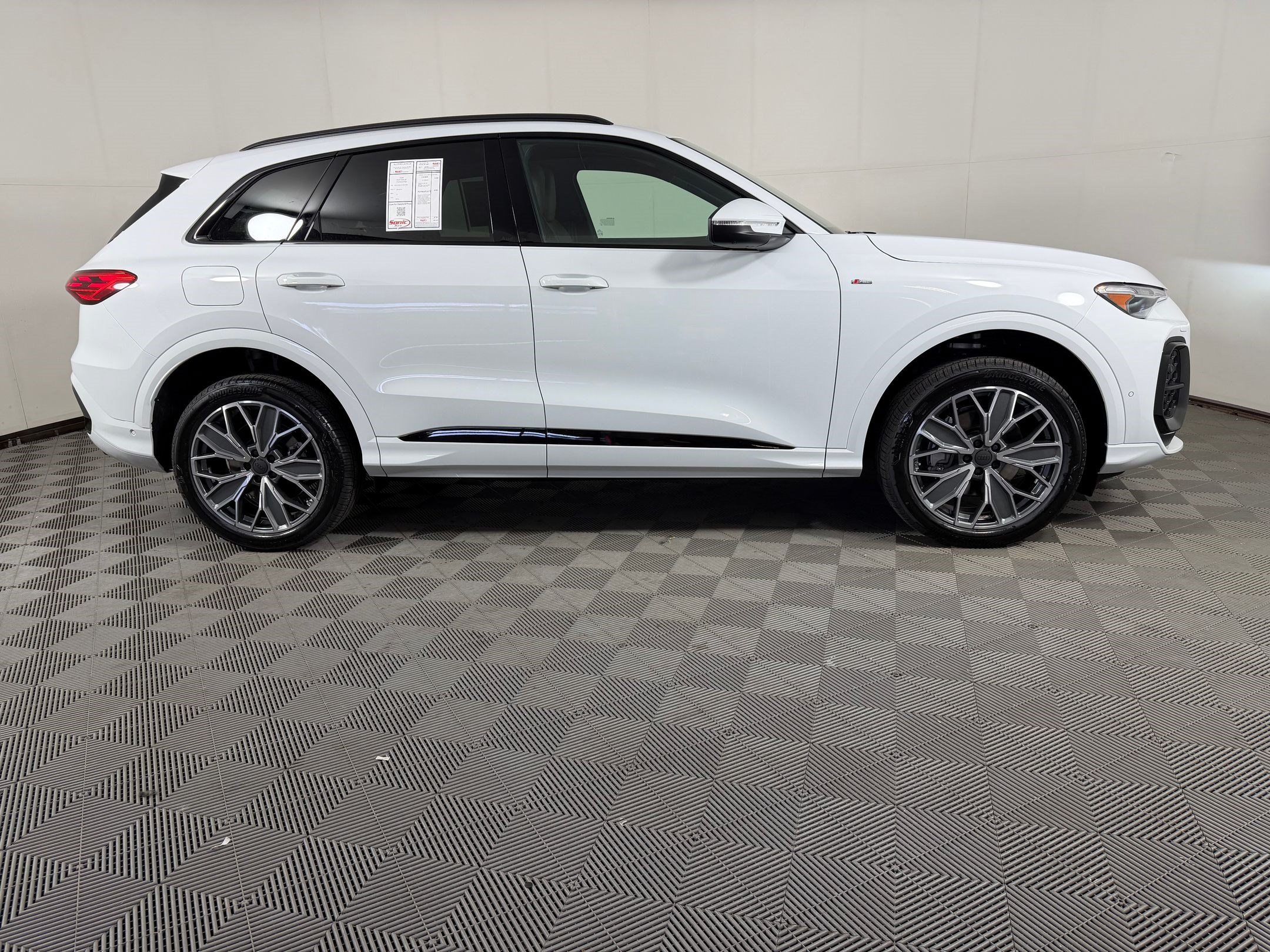 New 2026 Audi Q5 Premium AWD/4WD image 8