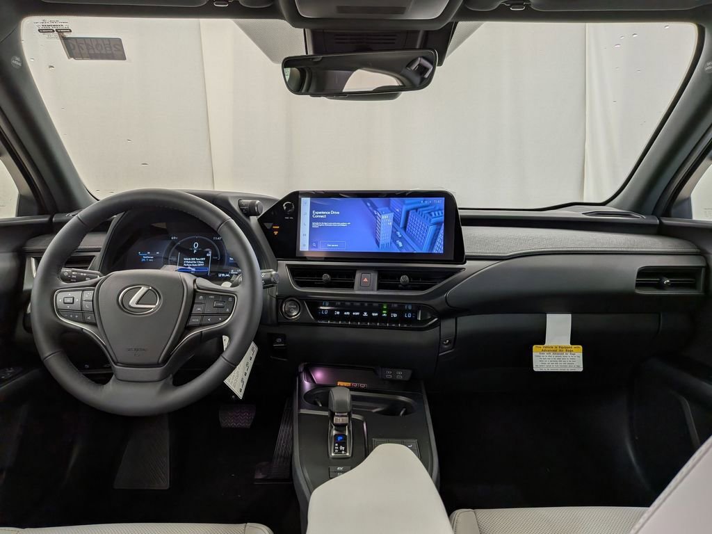 New 2026 Lexus UX 300h AWD image 17
