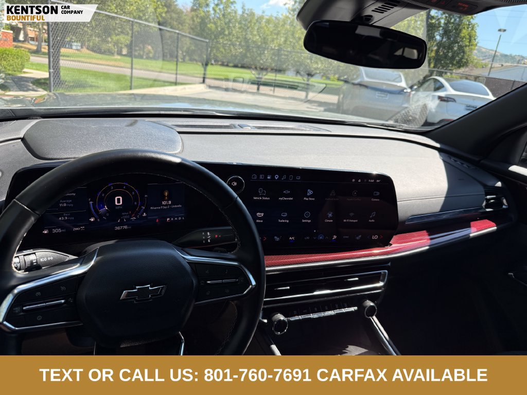 Used 2025 Chevrolet Traverse Z71 AWD/4WD image 21