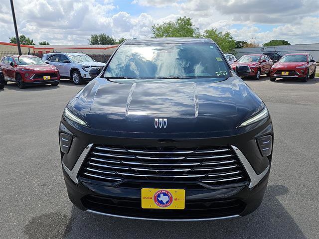 Certified 2025 Buick Enclave Preferred image 8