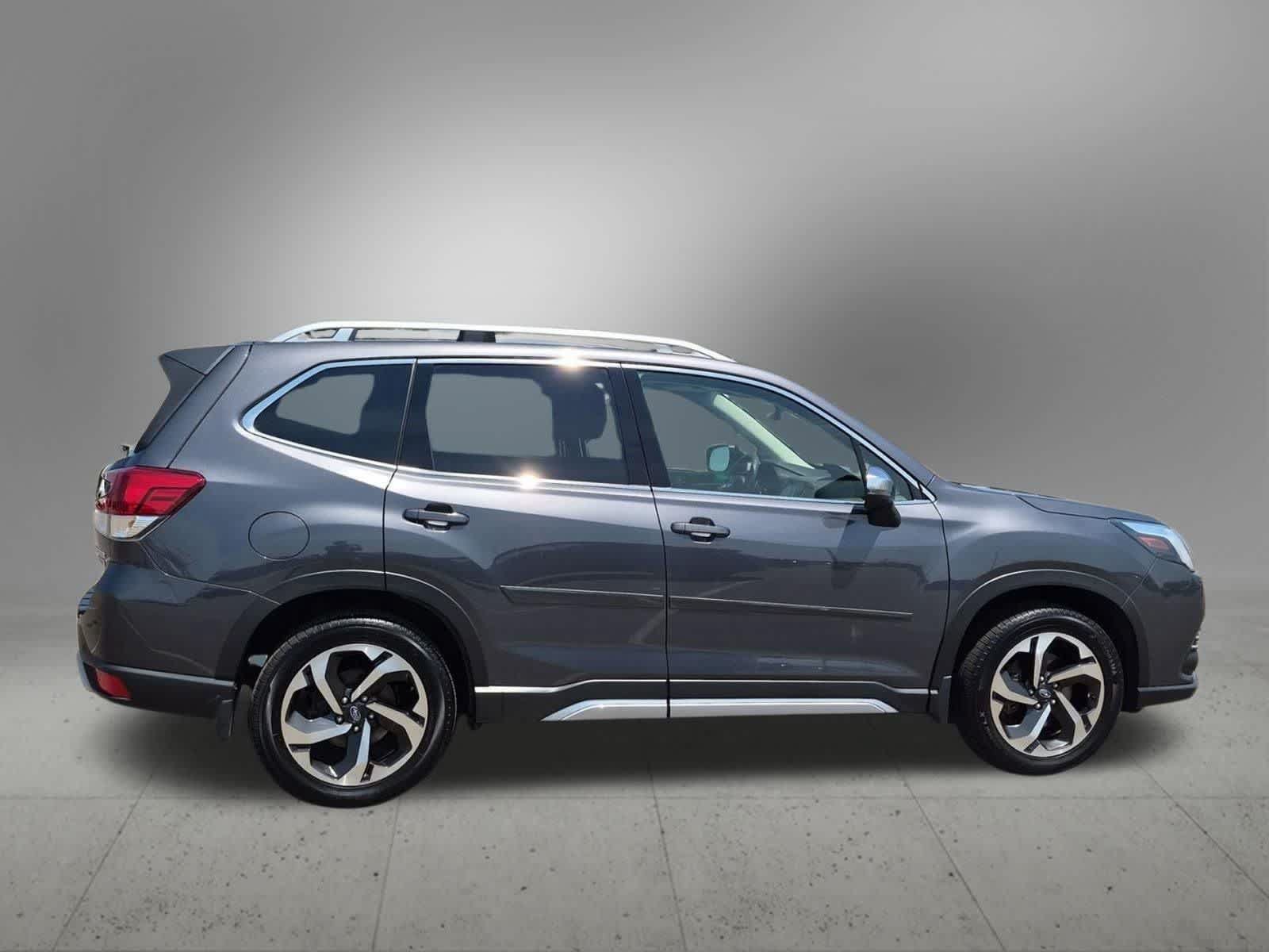 Used 2021 Subaru Forester AWD/4WD image 7