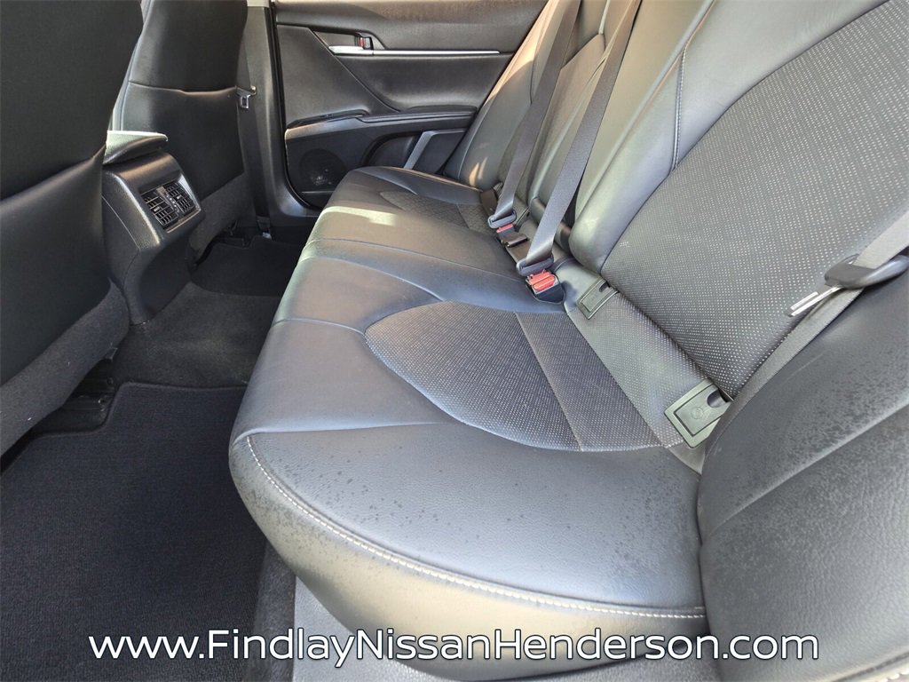 Used 2020 Toyota Camry XSE image 12