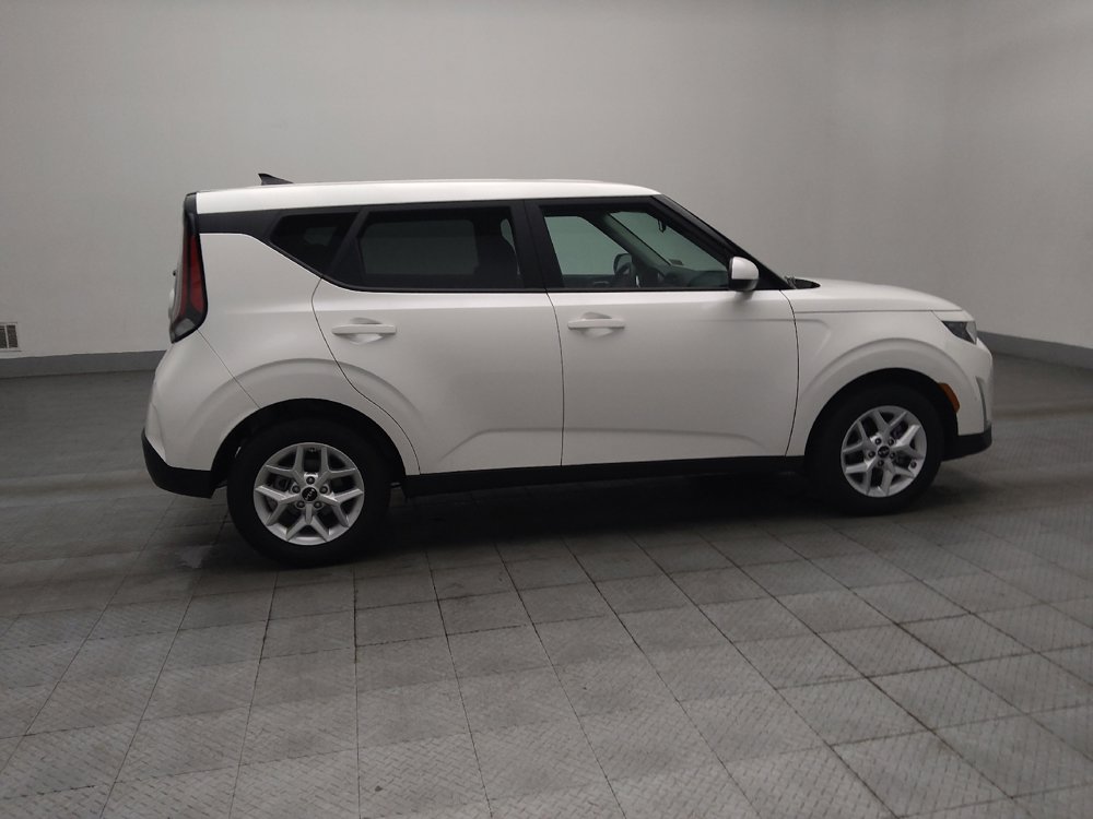 Used 2025 Kia Soul S FWD image 10