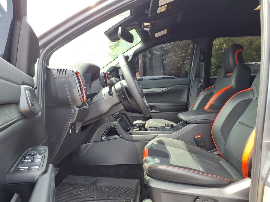 Used 2025 Ford Ranger Raptor AWD/4WD image 16