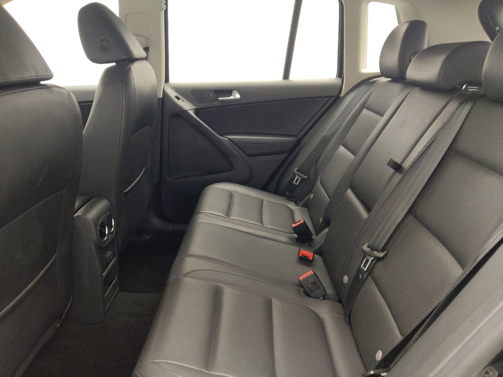 Used 2017 Volkswagen Tiguan S AWD/4WD image 18