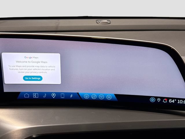 Certified 2026 Cadillac Vistiq Luxury AWD/4WD image 11