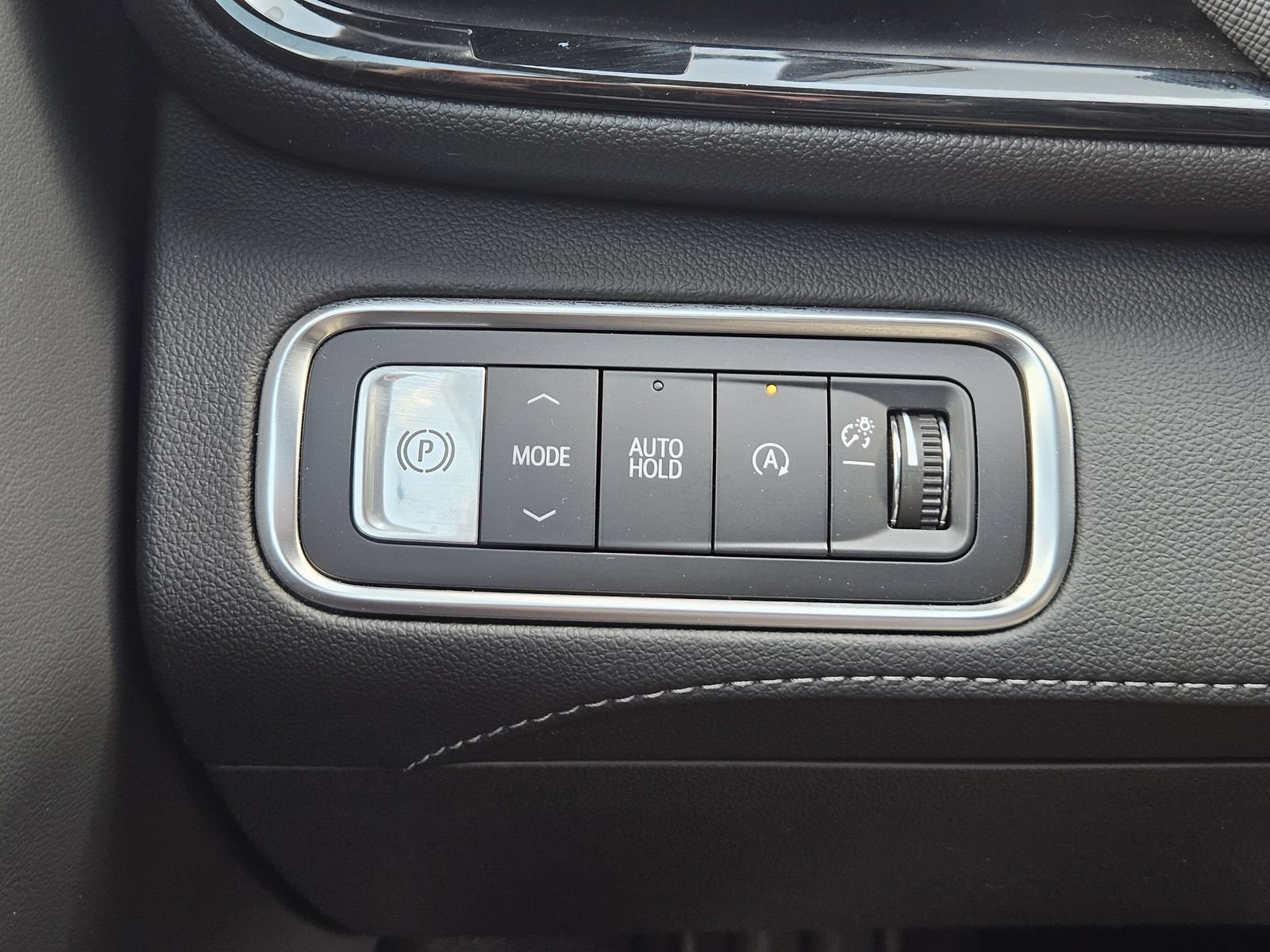 Certified 2026 Buick Enclave Preferred FWD image 25