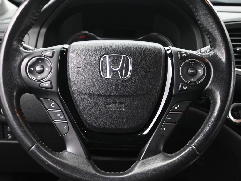 Used 2017 Honda Pilot Touring image 30