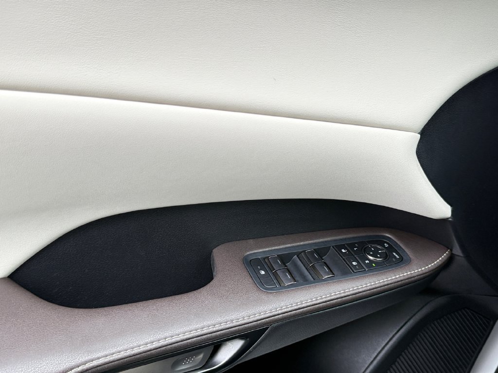Used 2024 Lexus RX 350 Premium w/ Accessory Package AWD/4WD image 11