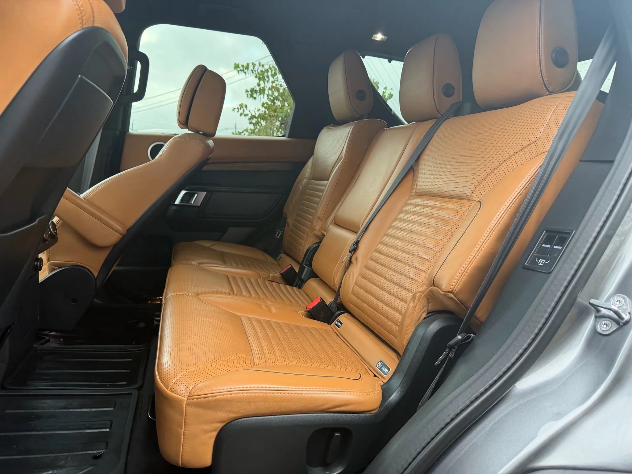 Used 2019 Land Rover Discovery HSE Luxury AWD/4WD image 12