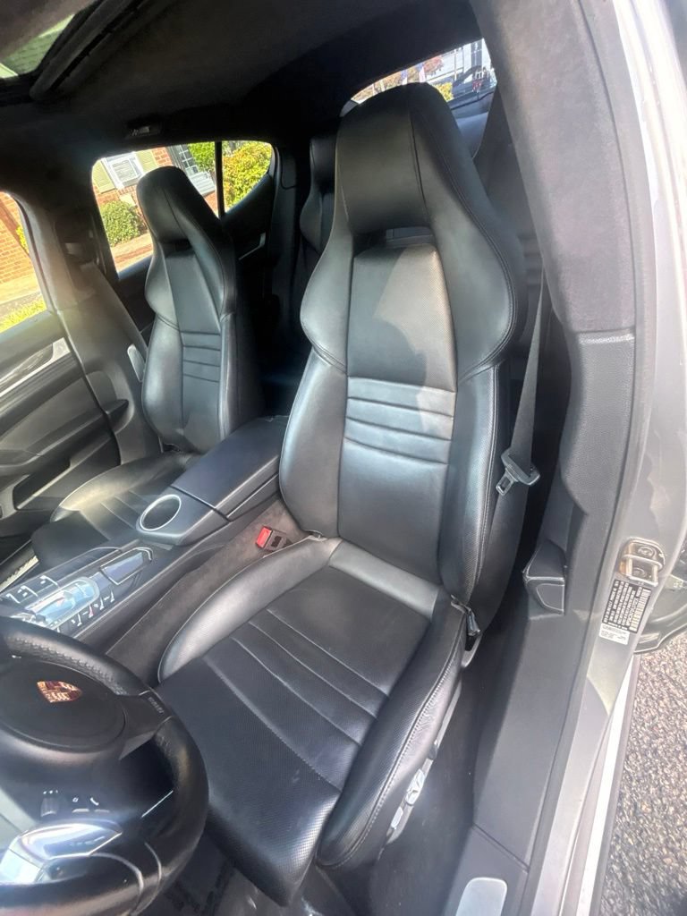 Used 2015 Porsche Panamera AWD/4WD image 42