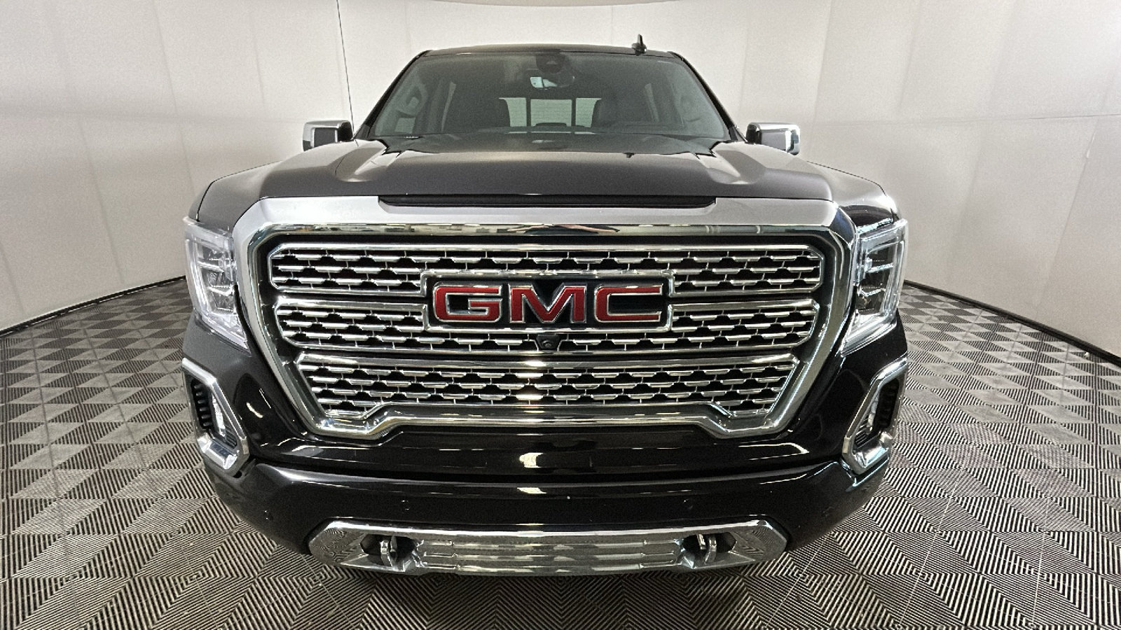 Used 2021 GMC Sierra 1500 Denali w/ Denali Ultimate Package AWD/4WD image 9