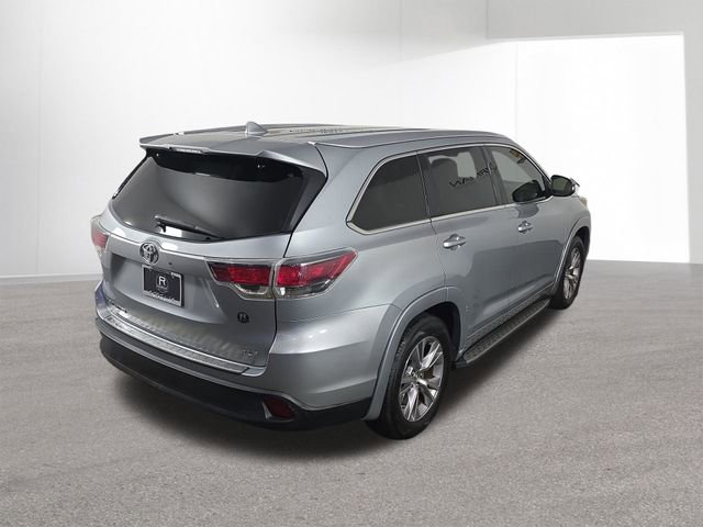 Used 2015 Toyota Highlander XLE FWD image 42