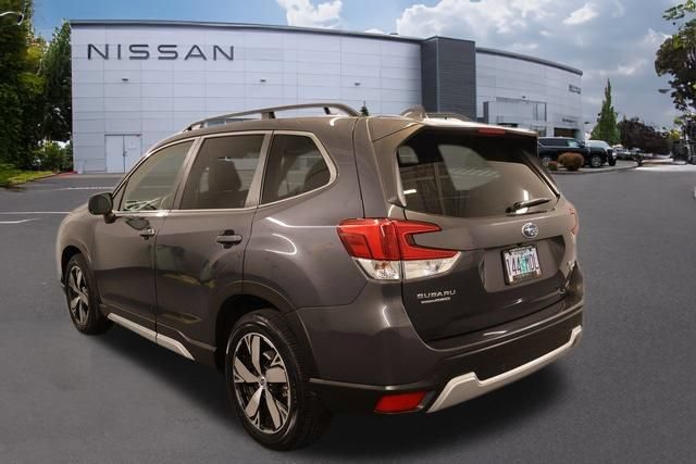Used 2020 Subaru Forester Touring AWD/4WD image 5
