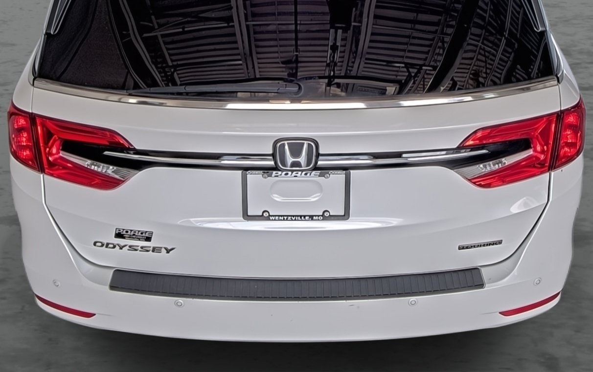 Used 2023 Honda Odyssey Touring image 12