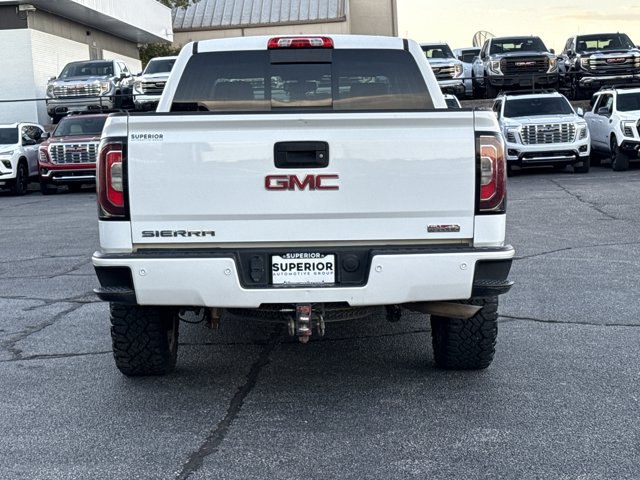 Used 2018 GMC Sierra 1500 SLT AWD/4WD image 4