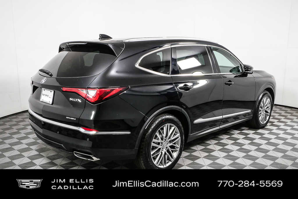 Used 2023 Acura MDX SH-AWD w/ Advance Package image 3