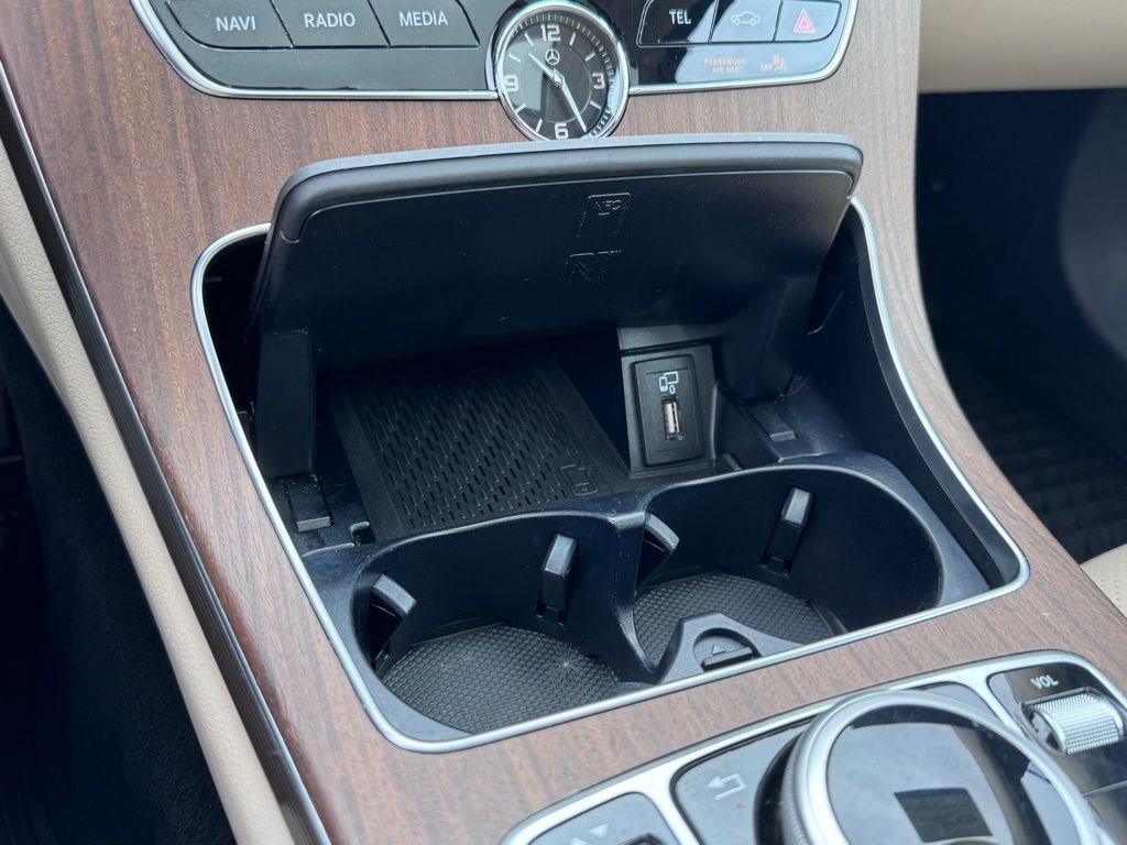 Used 2020 Mercedes-Benz C 300 4MATIC Sedan image 38