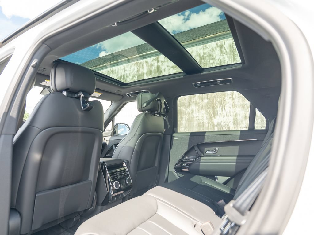 New 2026 Land Rover Range Rover Sport Dynamic SE AWD/4WD image 22