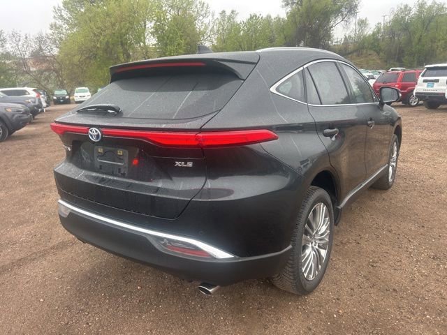 Used 2023 Toyota Venza XLE AWD/4WD image 5