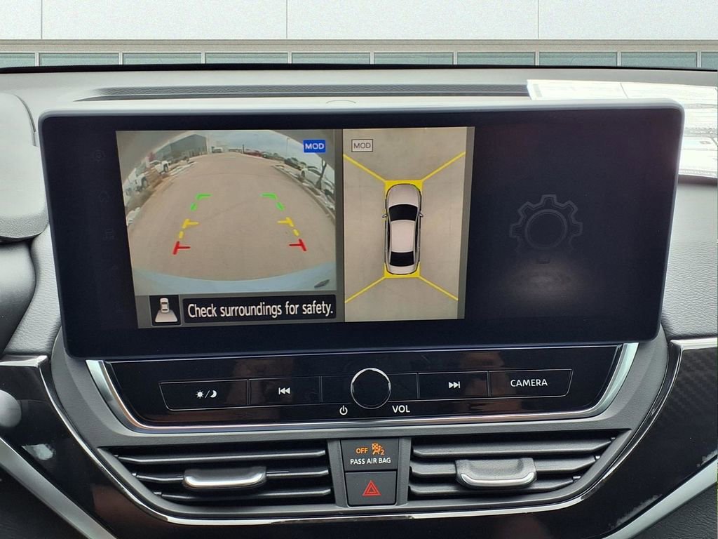 New 2026 Nissan Altima 2.5 SR w/ SR Premium Package FWD image 16