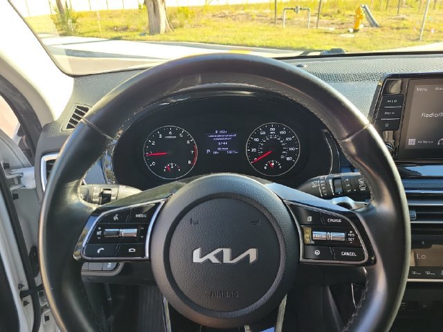 Used 2023 Kia Seltos S FWD image 25