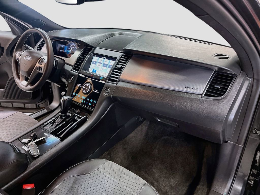 Used 2018 Ford Taurus SHO w/ Sho Performance Package image 31