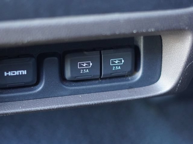 Used 2019 Honda Odyssey Touring image 39
