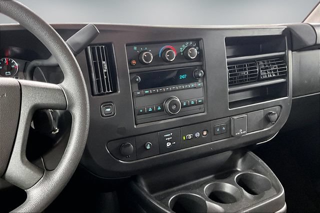Used 2025 GMC Savana 3500 LT w/ LT Preferred Equipment Group RWD image 9