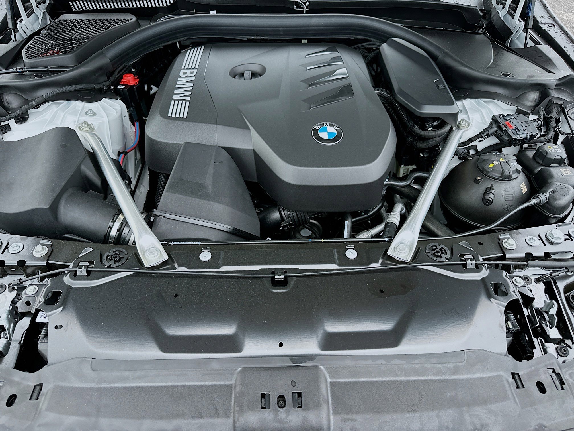 New 2026 BMW 530i w/ Convenience Package image 25