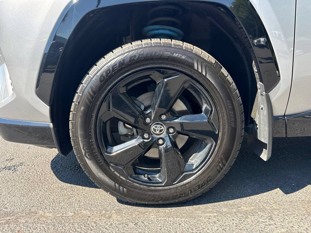 Used 2021 Toyota RAV4 XSE AWD/4WD image 28
