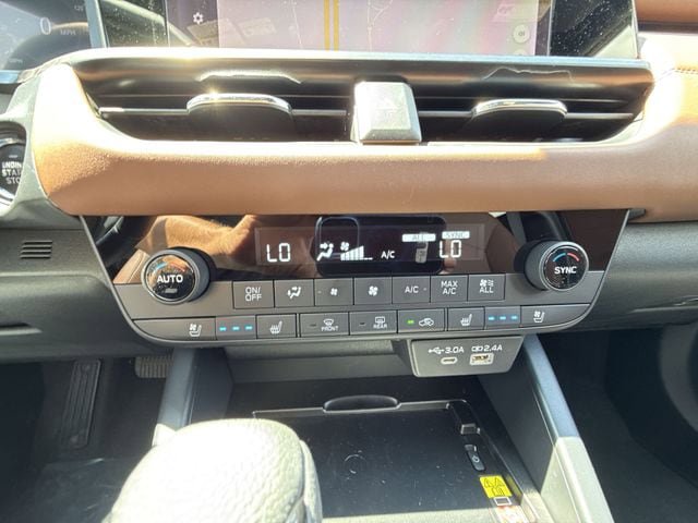 New 2026 Subaru Outback Touring AWD/4WD image 19