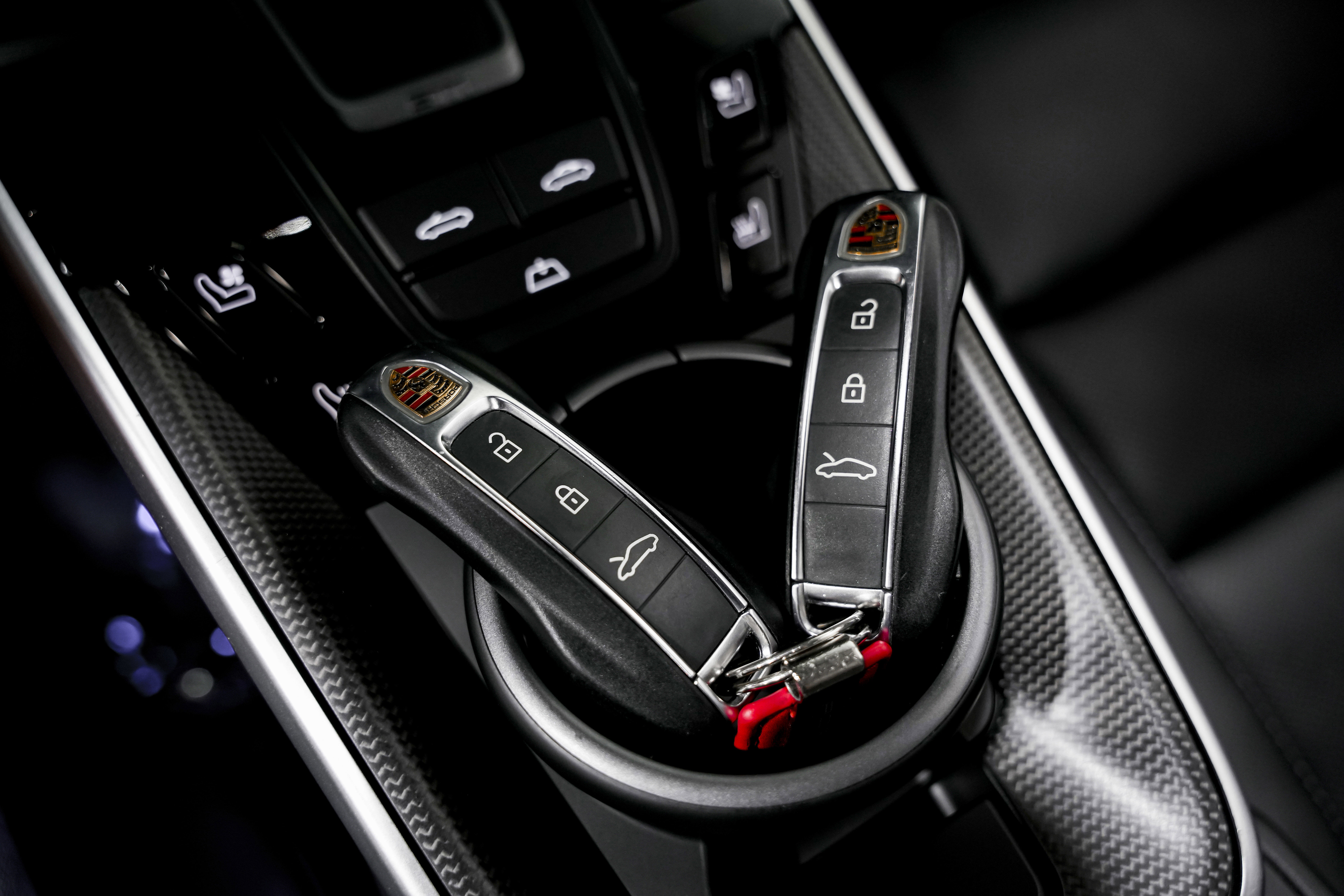 Used 2021 Porsche 911 Carrera S image 18