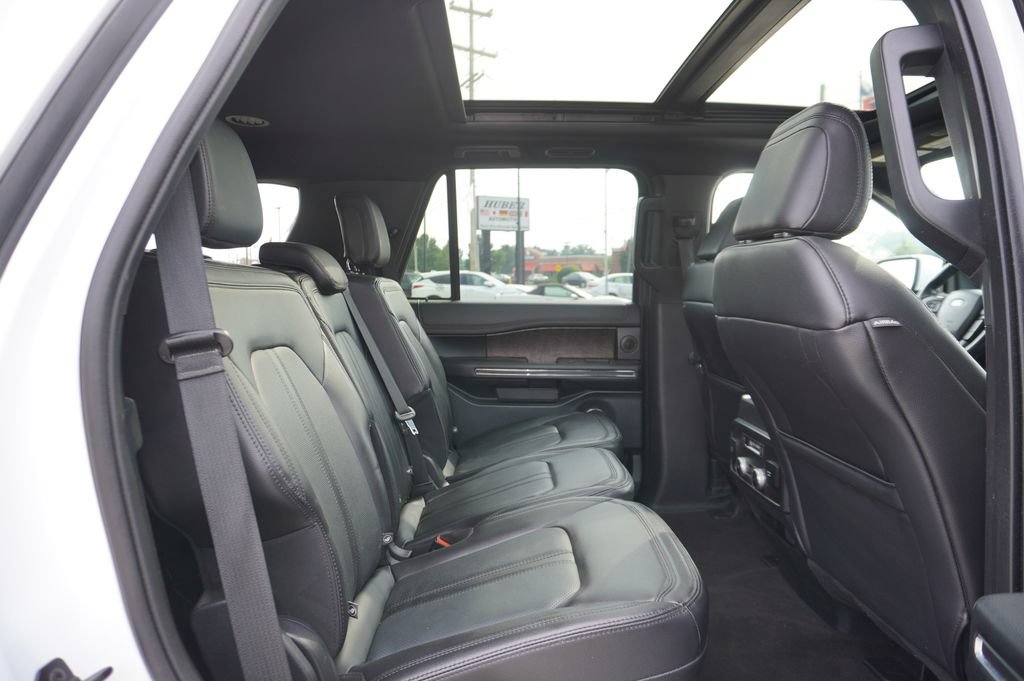 Used 2021 Ford Expedition Limited AWD/4WD image 33