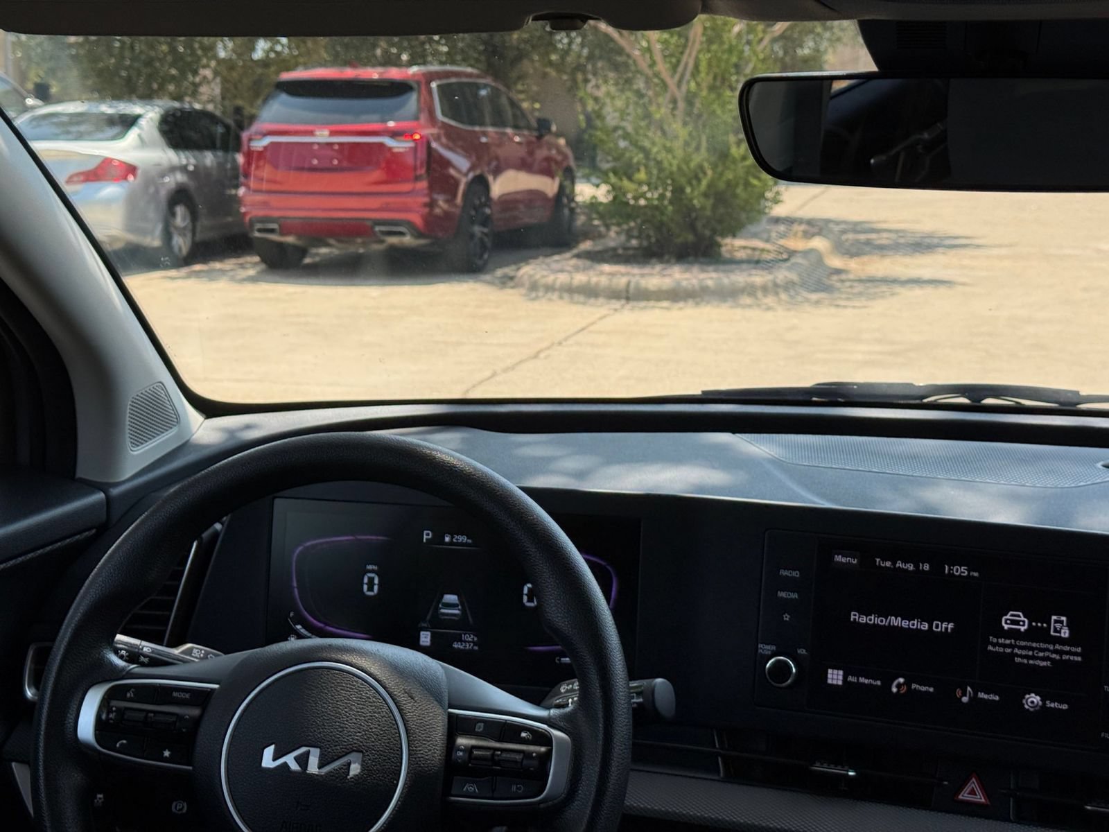 Used 2025 Kia Sportage LX FWD image 33