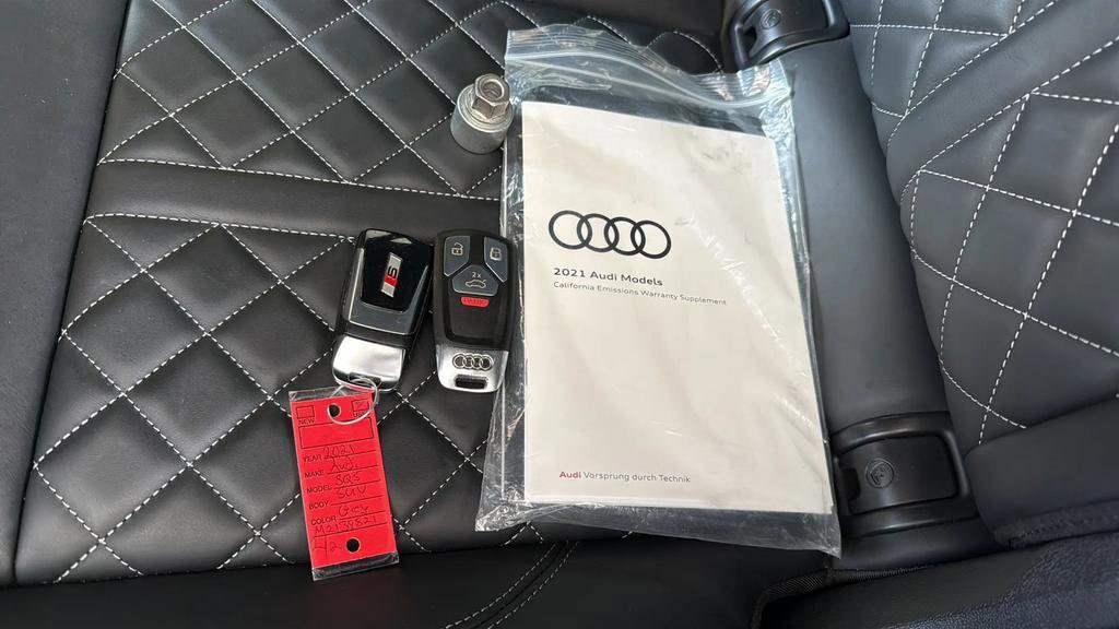 Used 2021 Audi SQ5 Premium Plus w/ Premium Plus Package image 44