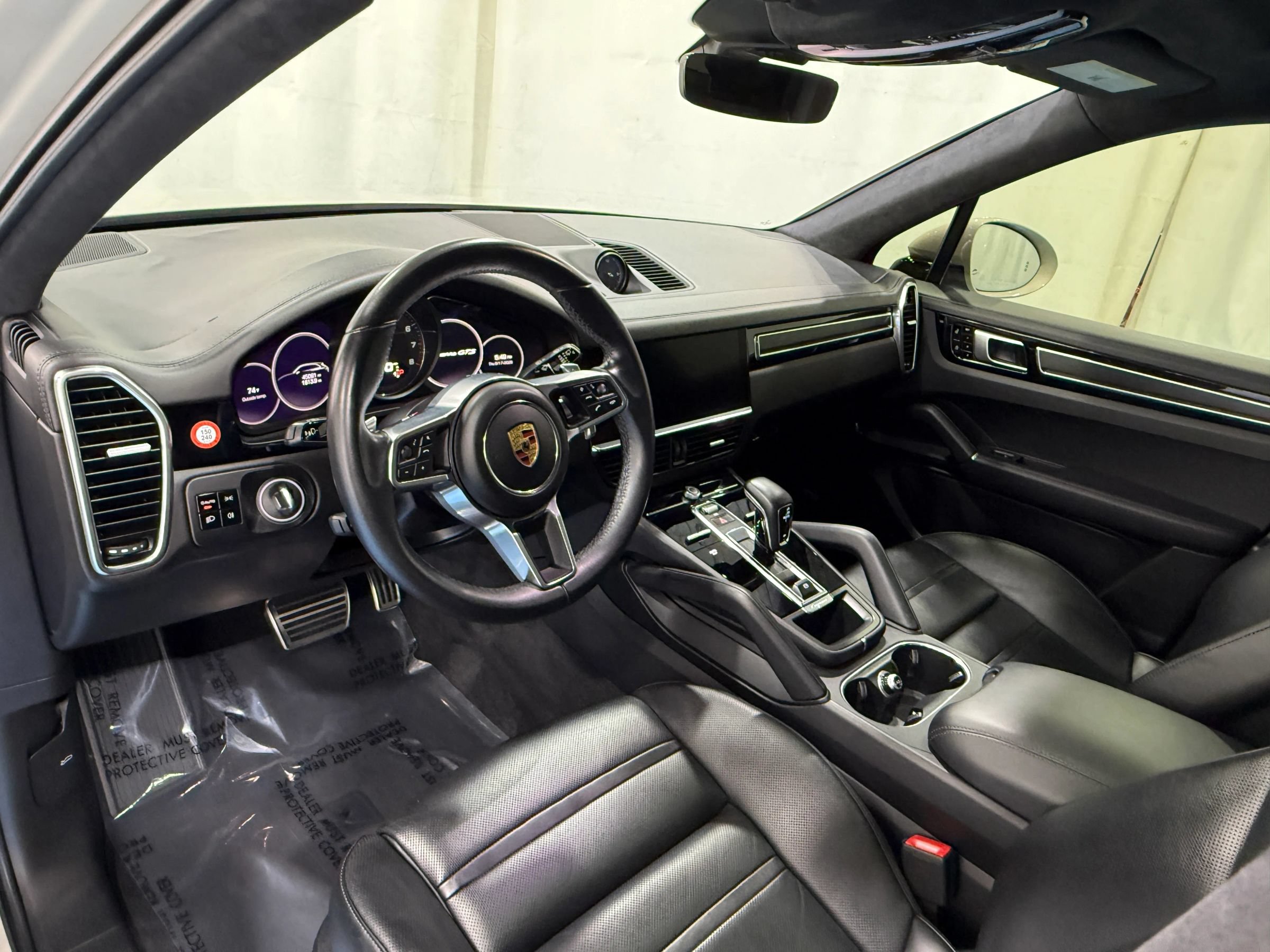 Used 2021 Porsche Cayenne GTS AWD/4WD image 23
