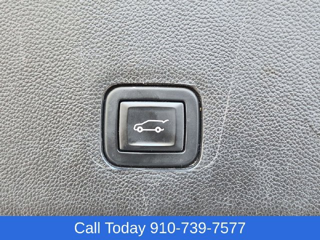 Used 2021 Chevrolet Traverse LT w/ LPO, Floor Liner Package AWD/4WD image 34