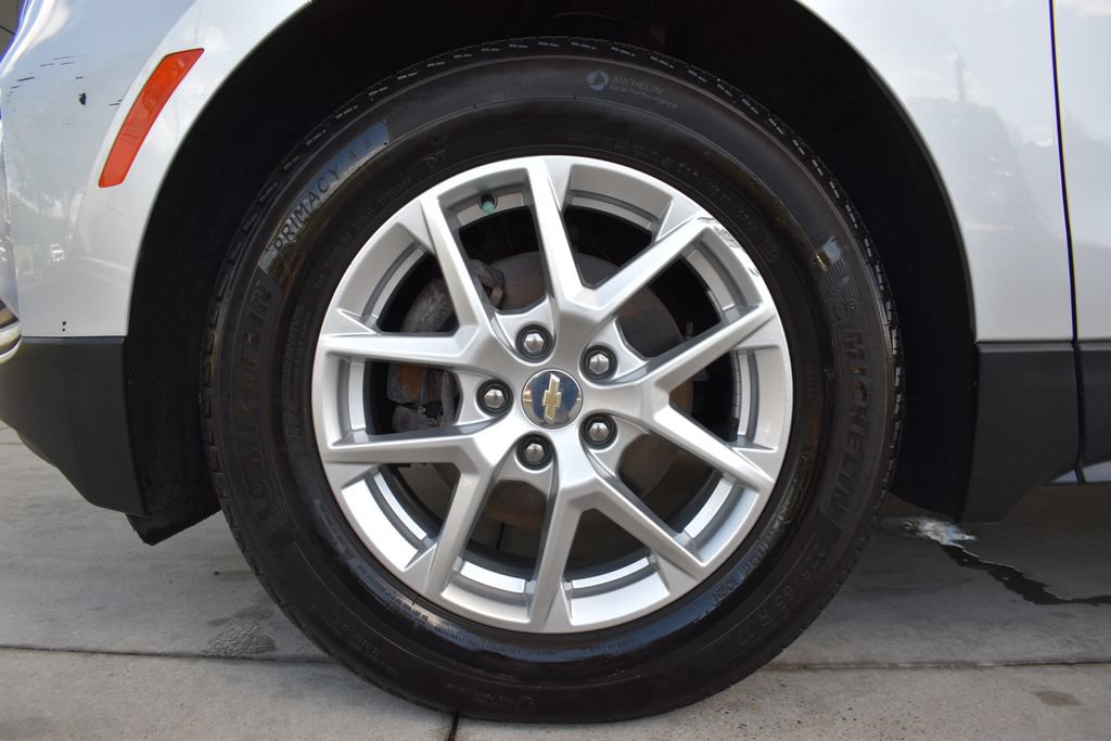 Used 2022 Chevrolet Equinox LT FWD image 14