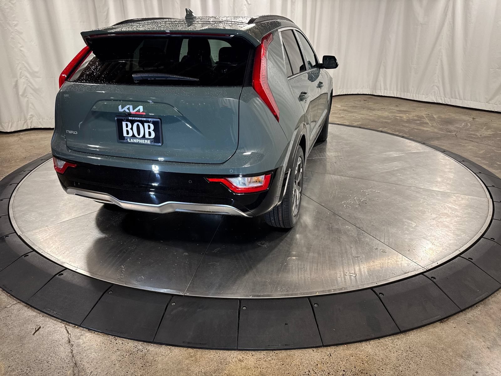 New 2026 Kia Niro Wind w/ Wind Preserve Package FWD image 5